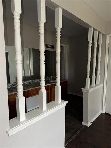 Building Photo - 505 Pico St