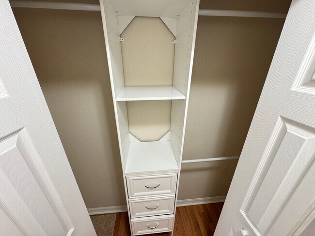 Building Photo - Lovely, Spacious 2 Bedroom, 2 Bathroom Home in Sebring!!