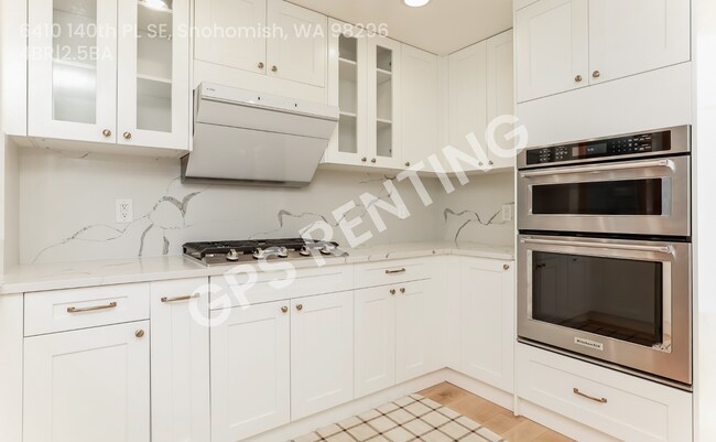 Building Photo - 6410 140th Pl SE