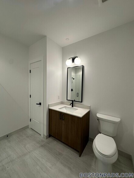 Building Photo - 199 Gardner St