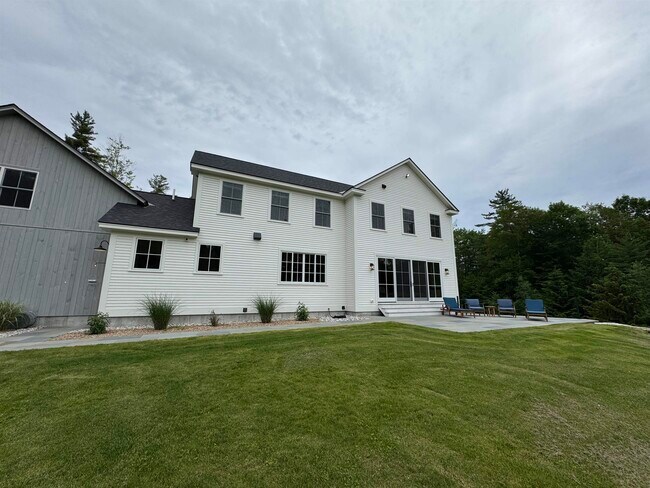 Building Photo - 81 Pine Tree Ln