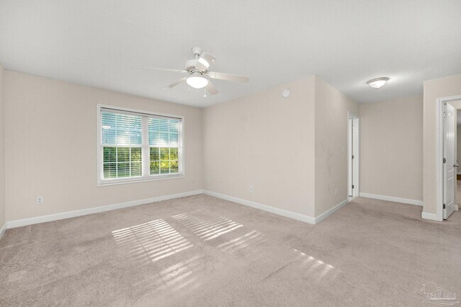 Building Photo - 4490 FL-87