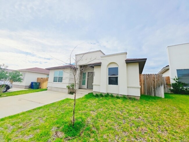 Building Photo - 2206 Durazno Ct
