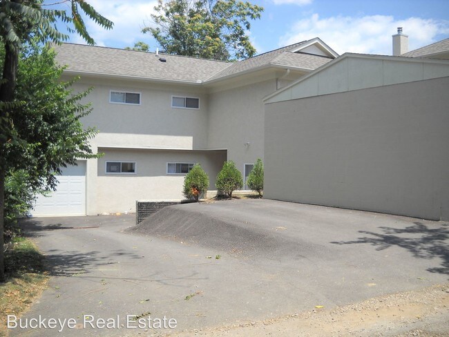 Building Photo - 5 br, 3 bath House - 64 Bucks Alley