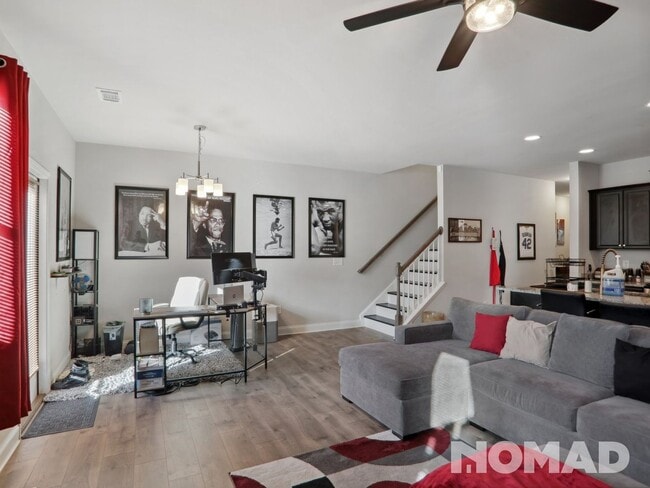 Building Photo - 3 Bedroom Townhome in Atlanta