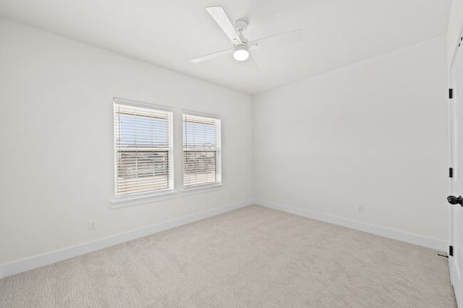 Building Photo - 6704 Abode Ave