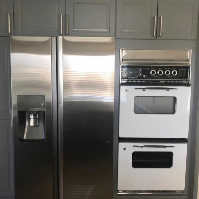 Building Photo - 8376 Riesling Way