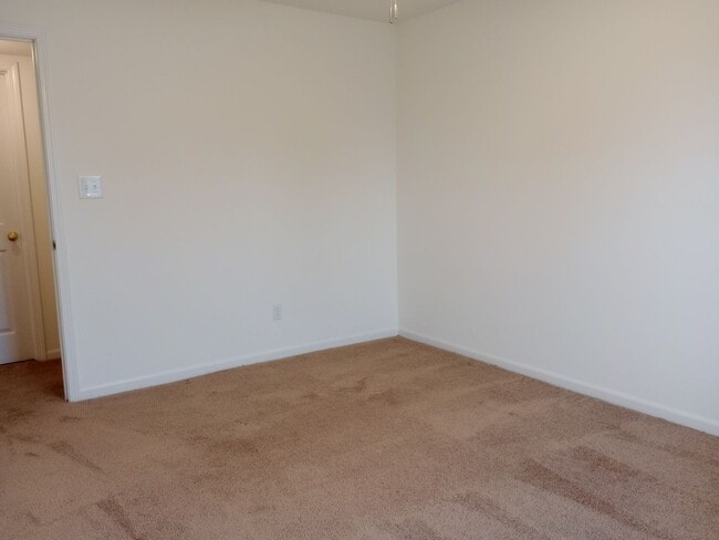 Building Photo - 3512-3514 La Mesa Dr.