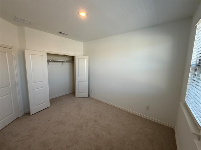 Building Photo - 724 4th St