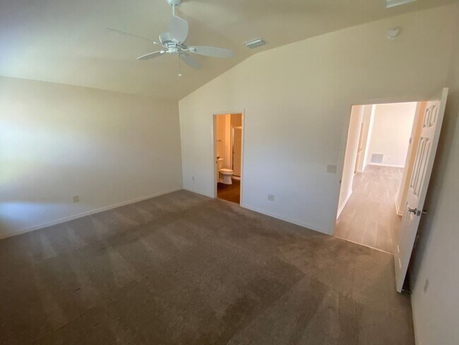Building Photo - Resort Living in This UNFURNISHED Annual Rental in The Village of Fenny, Patio Villa, 2 bed, 2 bath.