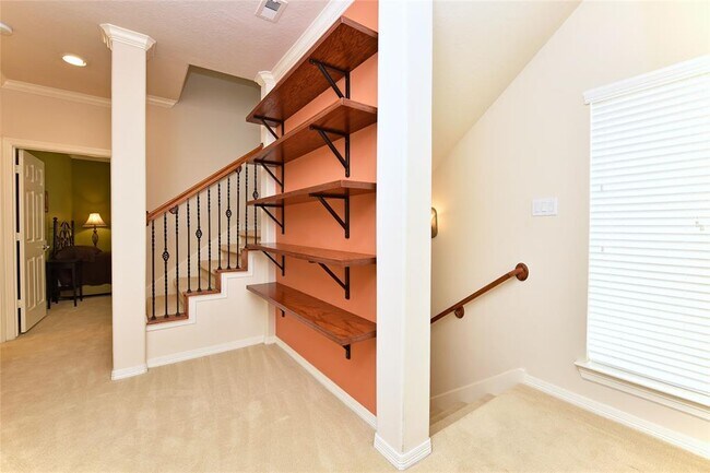 Building Photo - 1226 Sopris Dr