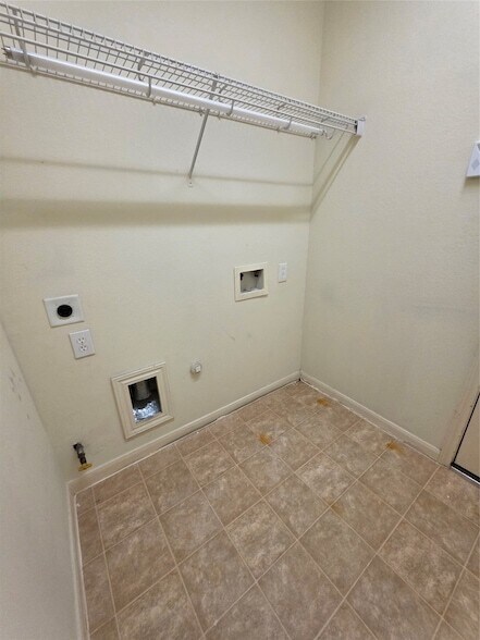 Building Photo - 2118 Wildbrook Canyon Ln