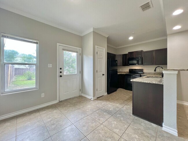 Building Photo - 4924 Stowers Blvd