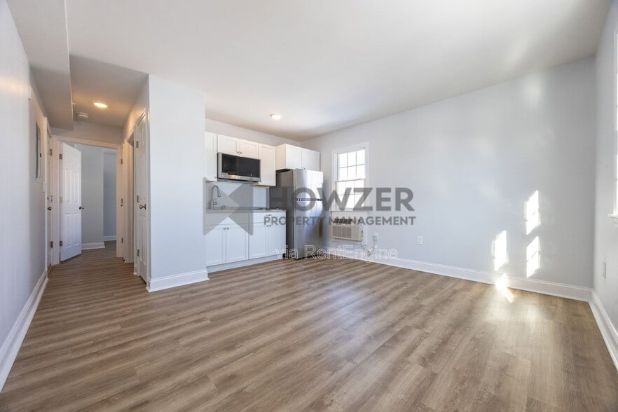 Building Photo - 50 Yarmouth Rd