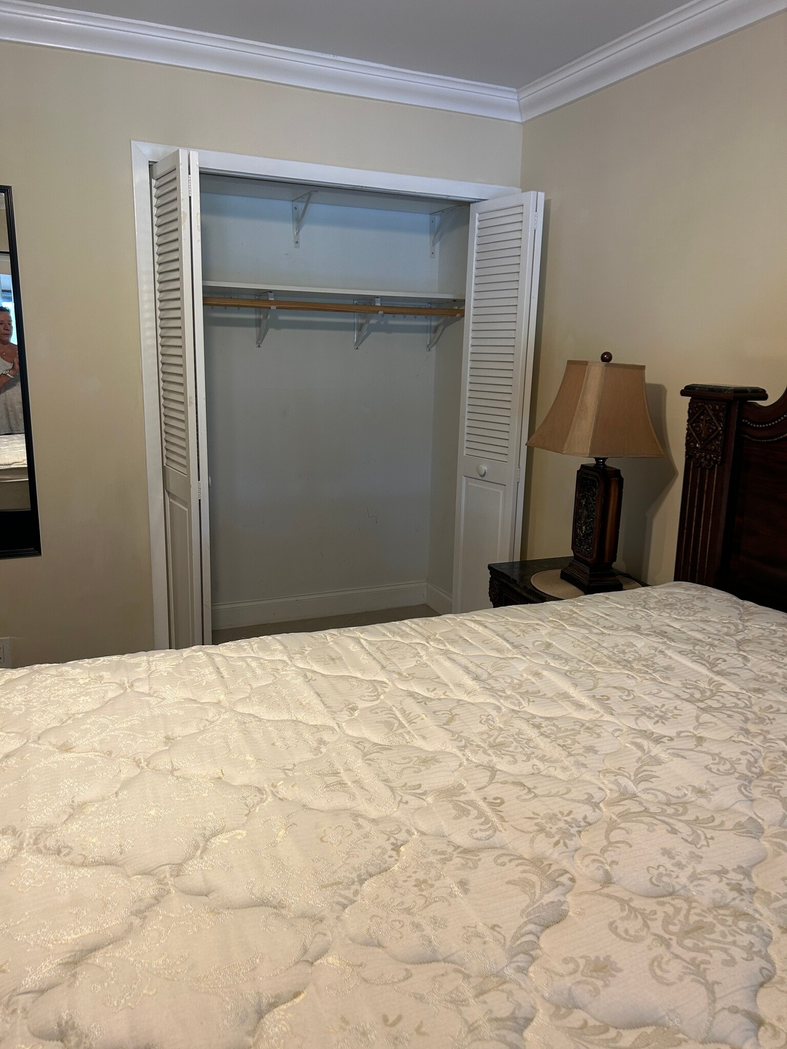 2nd bedroom closet - 225 Deer Creek Blvd
