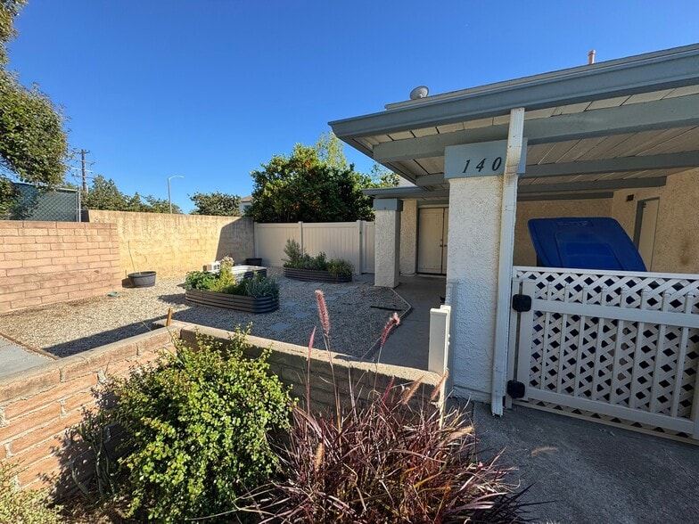 Building Photo - 140 Spanish Moss Pl