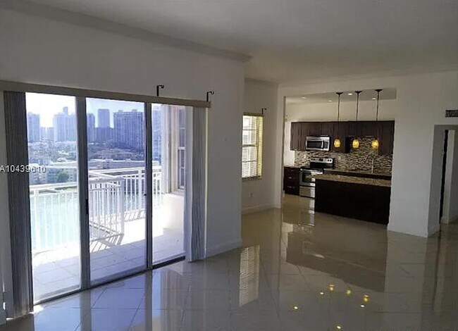 Building Photo - 18041 Biscayne Blvd