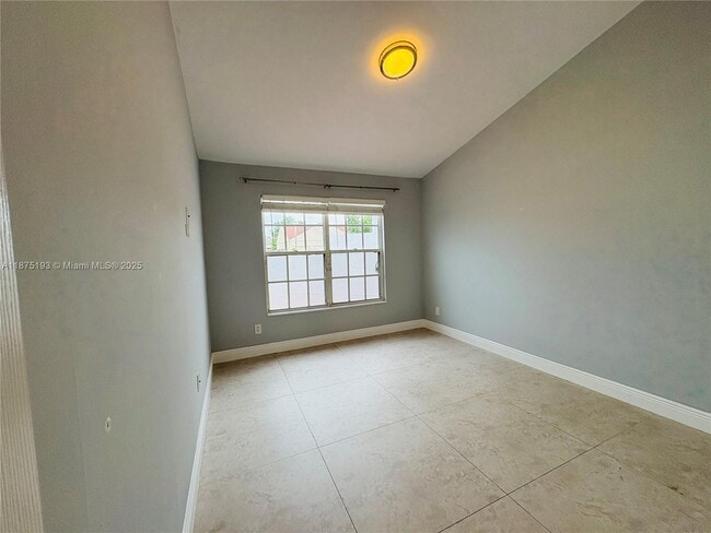 Building Photo - 8579 Dynasty Dr
