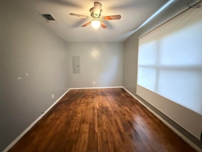 Building Photo - 3151 Lela Ln
