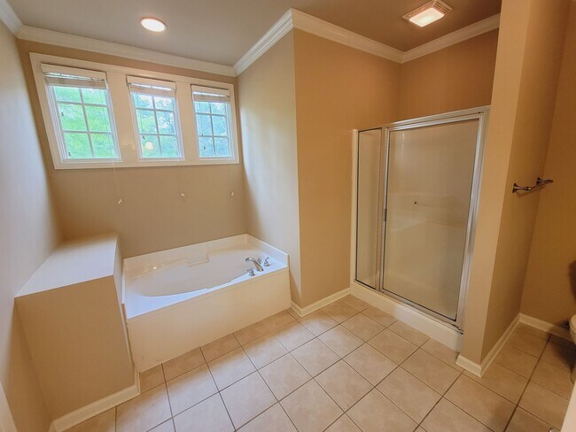 Building Photo - Home for Rent in Inverness Cove