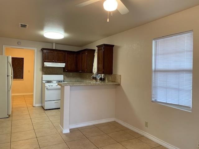 Building Photo - 319 W Travis St