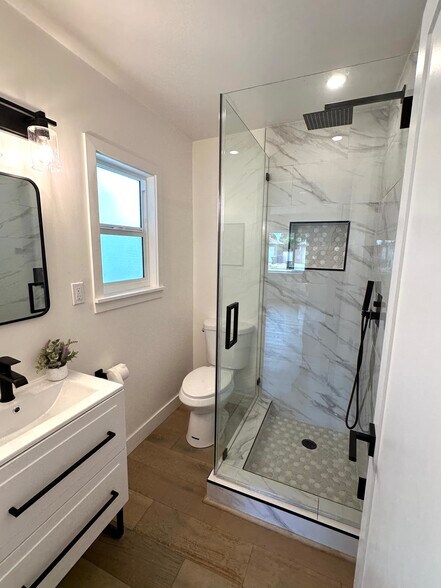 Building Photo - 16913 Covello St