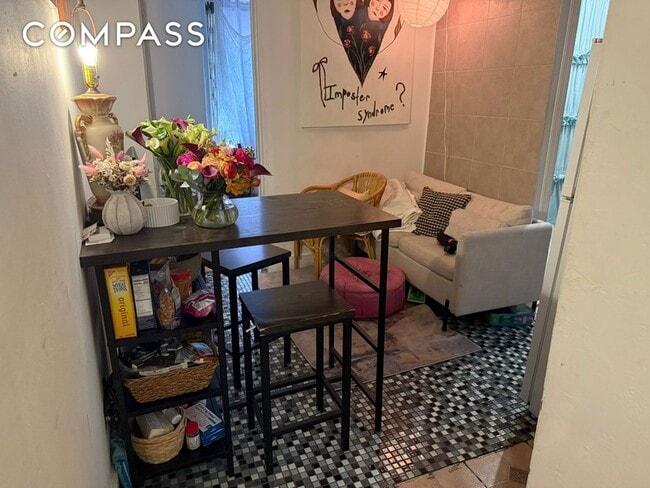 Building Photo - 1278 1st Ave