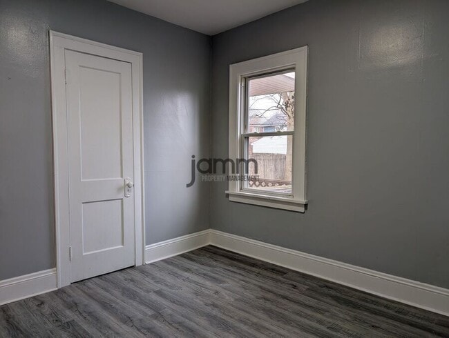 Building Photo - 10711 Joan Ave