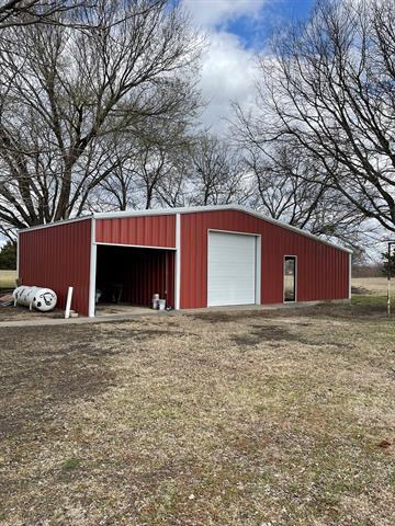 Building Photo - 1010 FM 902