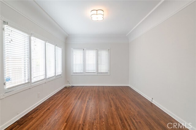 Building Photo - 1949 N Catalina St