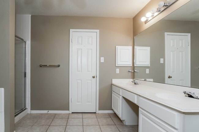 Building Photo - 21492 Palace Pines Dr