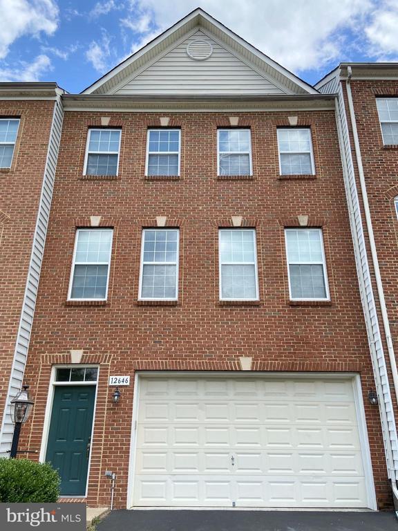 Building Photo - 12646 Heron Ridge Dr