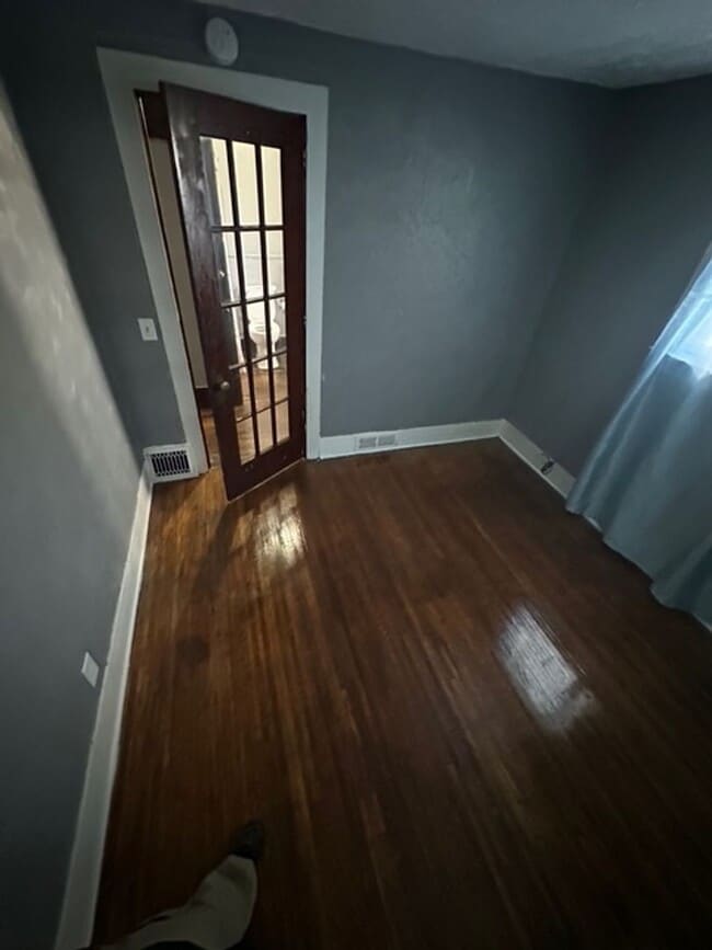 Building Photo - 268 Ave. C