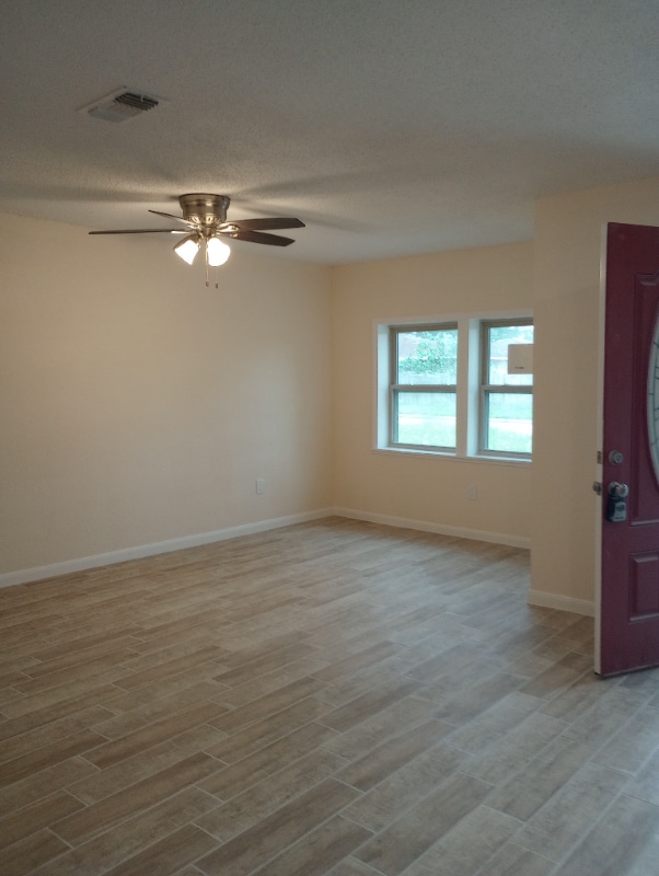 Building Photo - 719 Stansel Dr