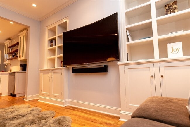 Building Photo - 21 Trenton St