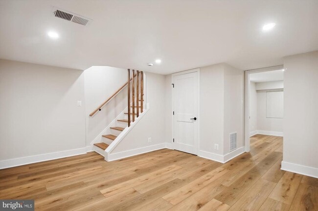 Building Photo - 3414 S Stafford St
