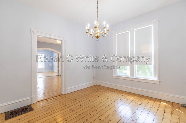Building Photo - 23 Parsonage Rd