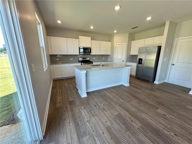 Building Photo - 2614 Mourning Dove Dr