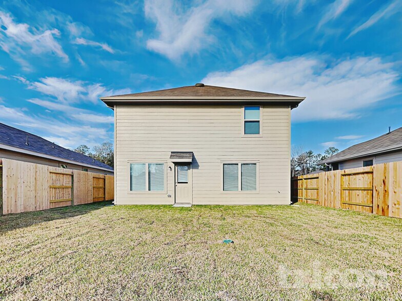 Building Photo - 18613 Rosehill Pr Dr