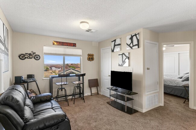 Building Photo - 1529 Luz De Sol Dr