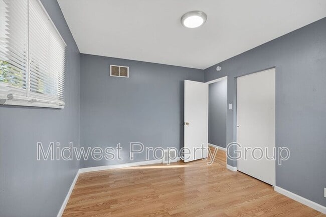 Building Photo - 148 Glen Garry Rd