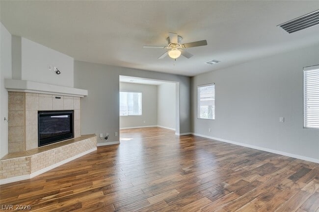 Building Photo - 2609 Chateau Clermont St