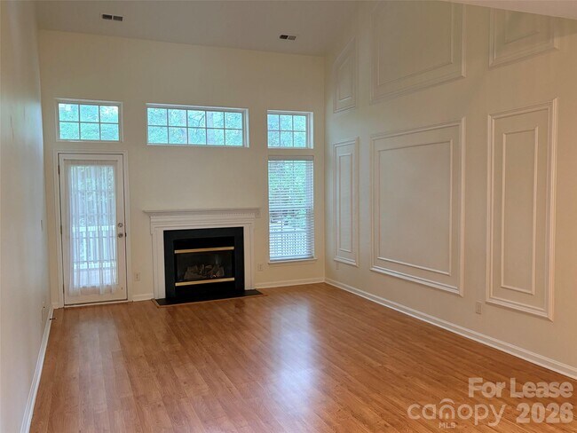 Building Photo - 123 Kase Ct