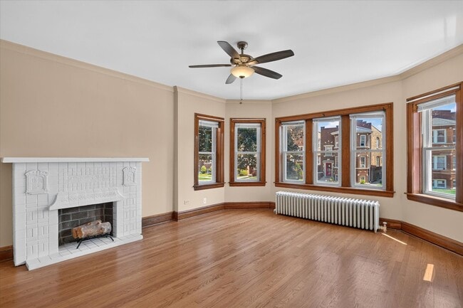 Building Photo - 1822 Gunderson Ave