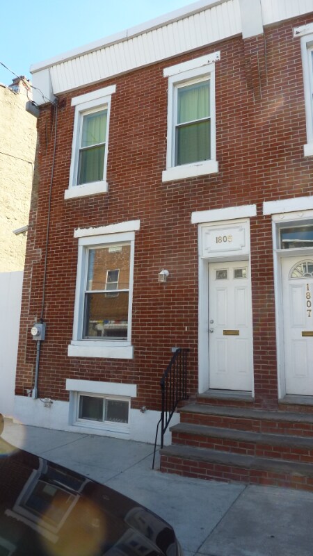 Building Photo - 1805 S 4th St