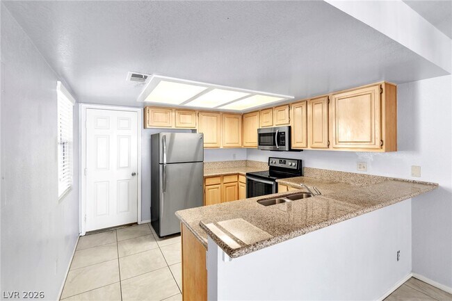 Building Photo - 6250 W Flamingo Rd