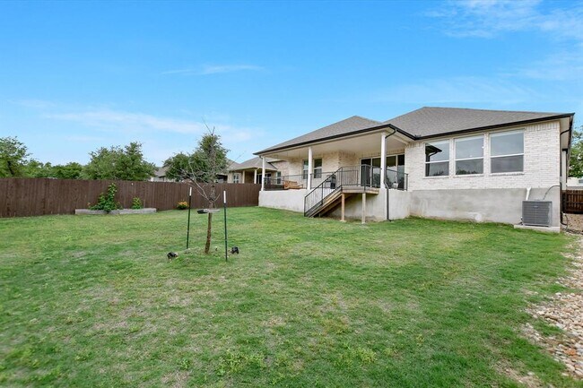 Building Photo - 2133 Rushing Ranch Path