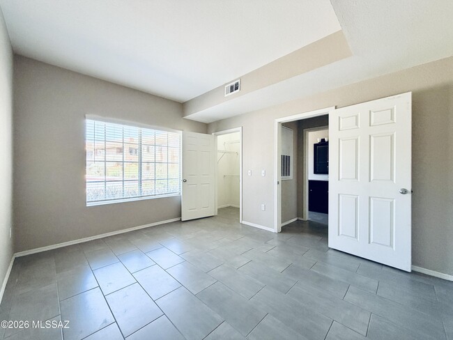 Building Photo - 1500 E Pusch Wilderness Dr