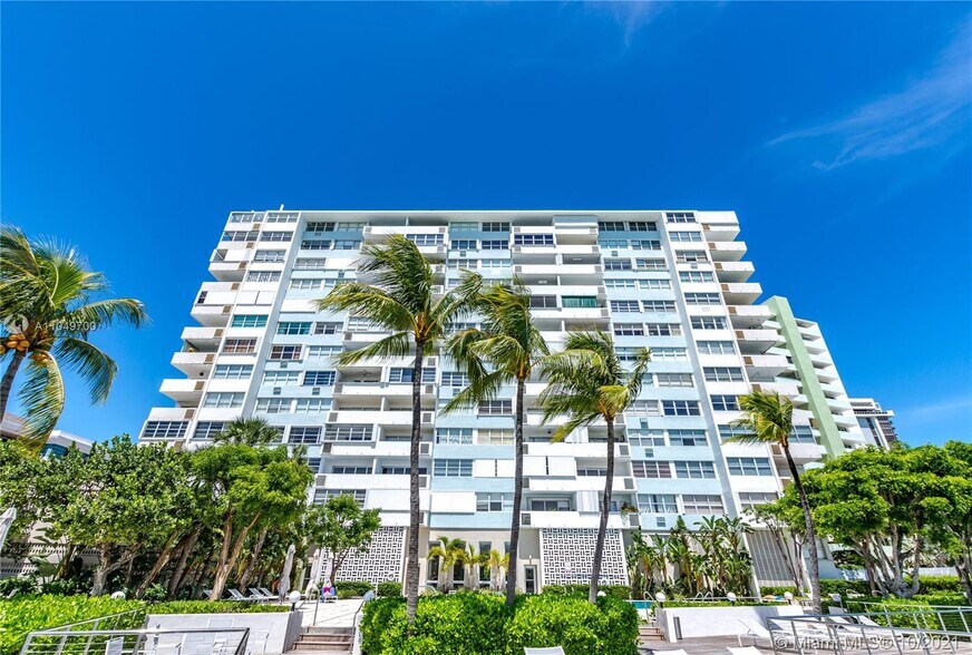Building Photo - 3 Island Ave