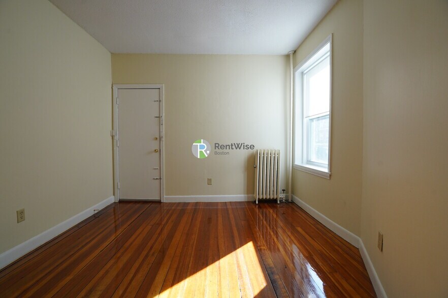 Building Photo - 1120 Commonwealth Ave